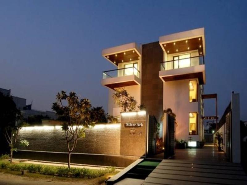 White Lotus Hotel Gurgaon Exterior photo