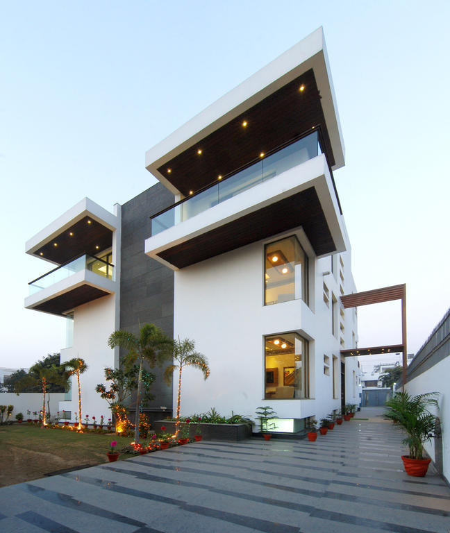 White Lotus Hotel Gurgaon Exterior photo